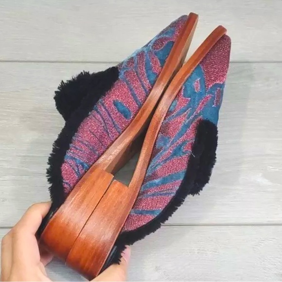 Free People Butterfly Effect Slip Mules/Slippers Wood Bottom Fur Lining Size 38 - Picture 15 of 15